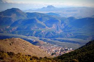 Vista de Cabra desde la Sierra Cruzada